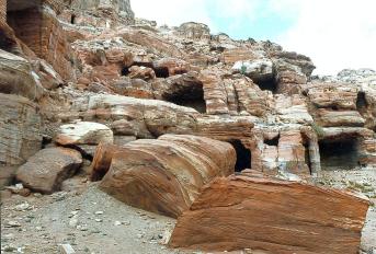 petra 4
