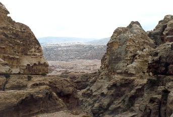 petra 8