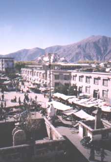 ghase_street_scene_1
