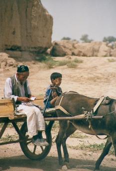turpan_ruins people