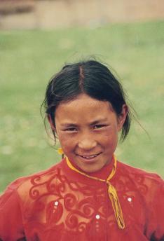 litang_street girl 1